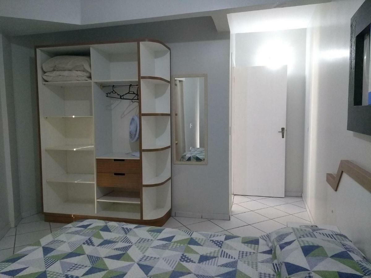 Ed. Ana Paula - Apartamentos Com 1 Dormitorio บอมบินญัส ภายนอก รูปภาพ